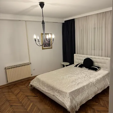 Apartment Stek 013 Down *